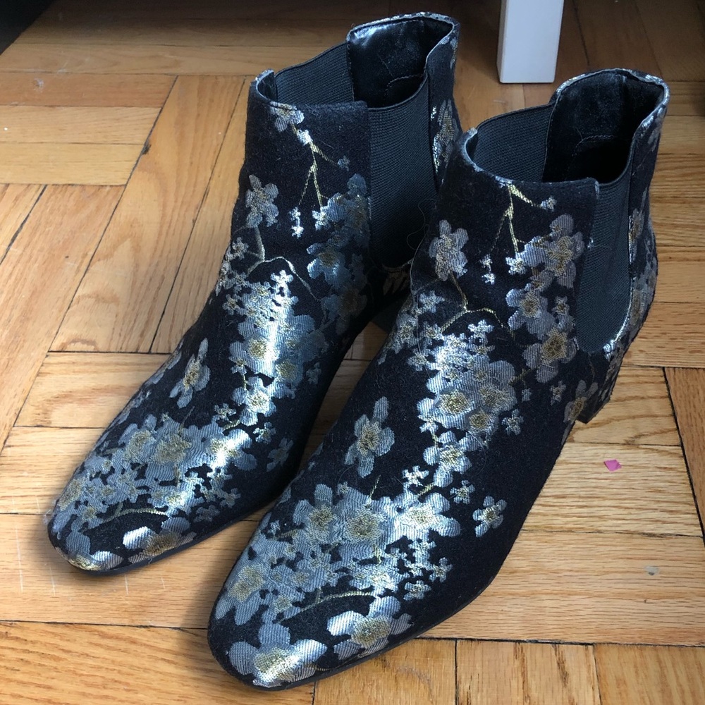 Anne Klein Gorgia Chelsea Bootie black & silver